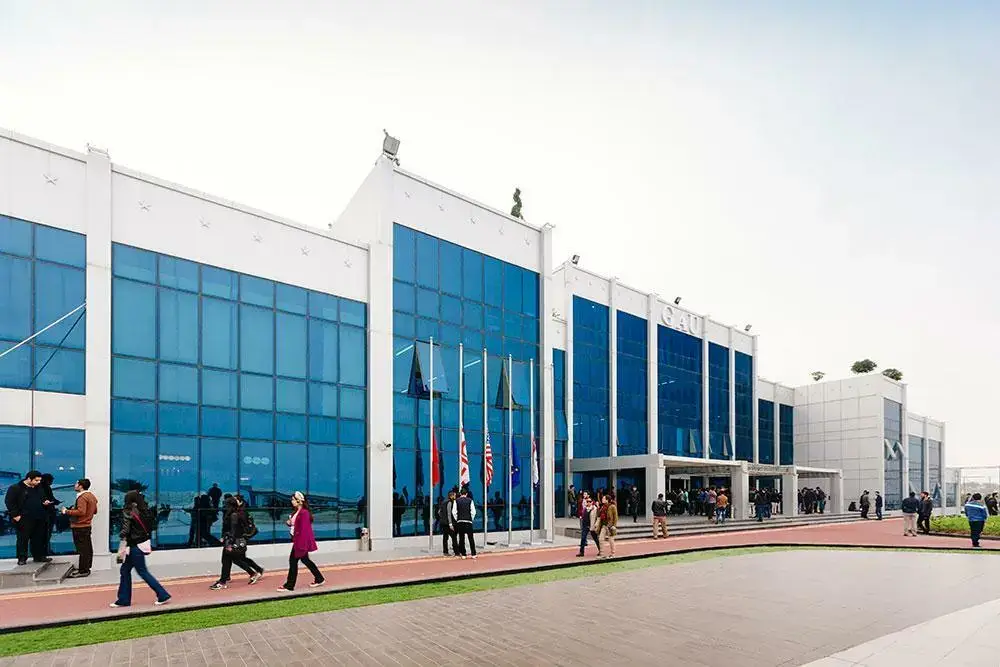 حقق حلمك بدراسة الطب في جامعة غيرنا الأمريكية مع فريق مسار Masar