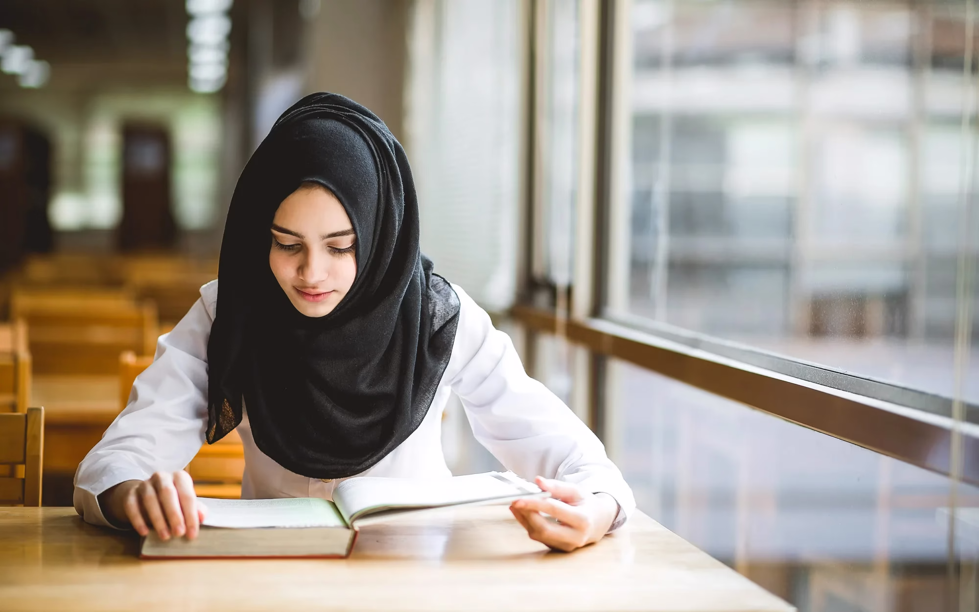 الكادر التدريسي في كلية الصيدلة في جامعة قبرص الدولية