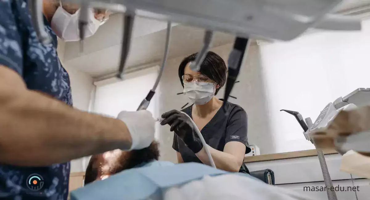 دراسة طب الأسنان في جامعة قبرص الدولية